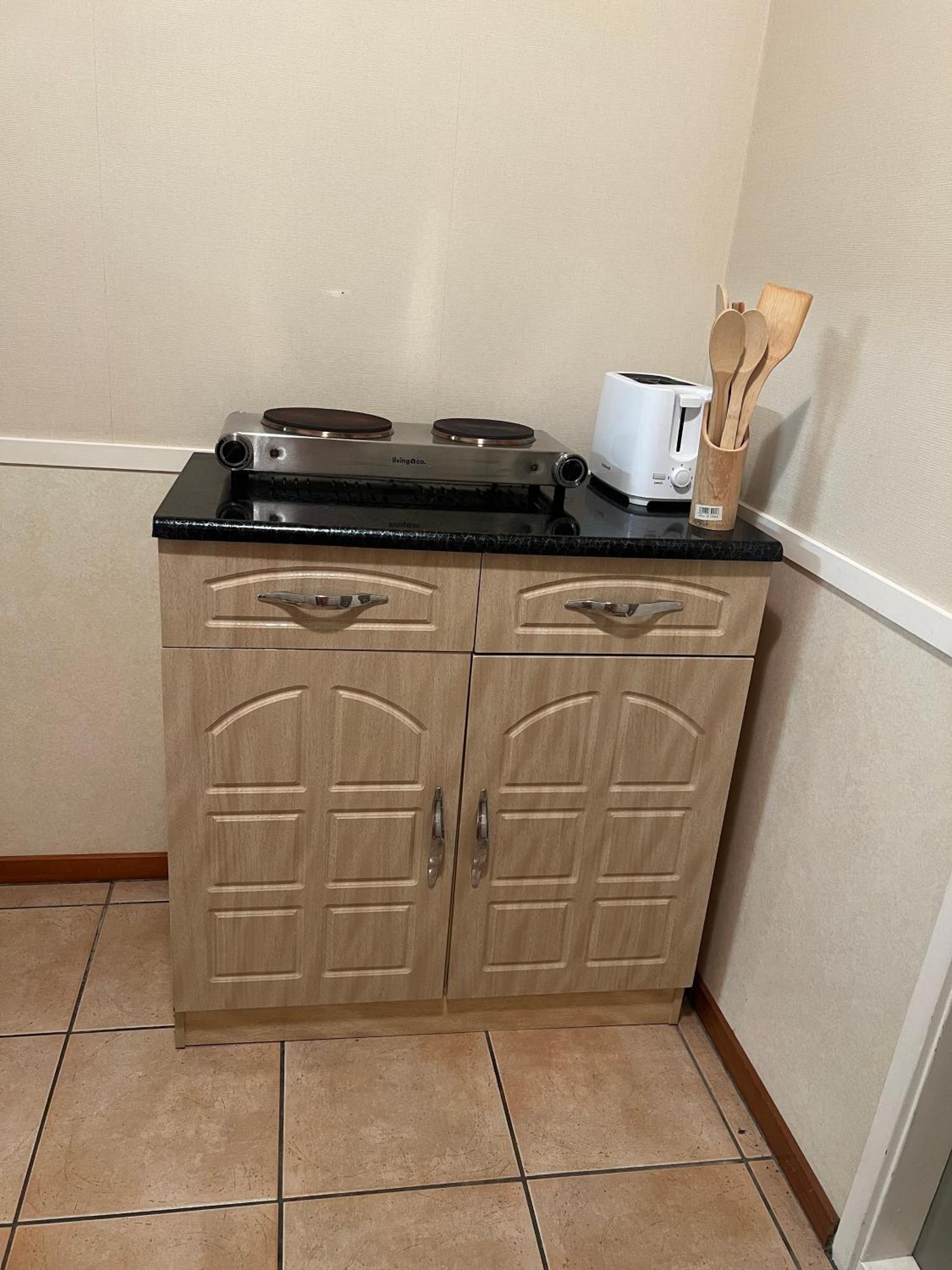 2 Bedroom Close To Airport