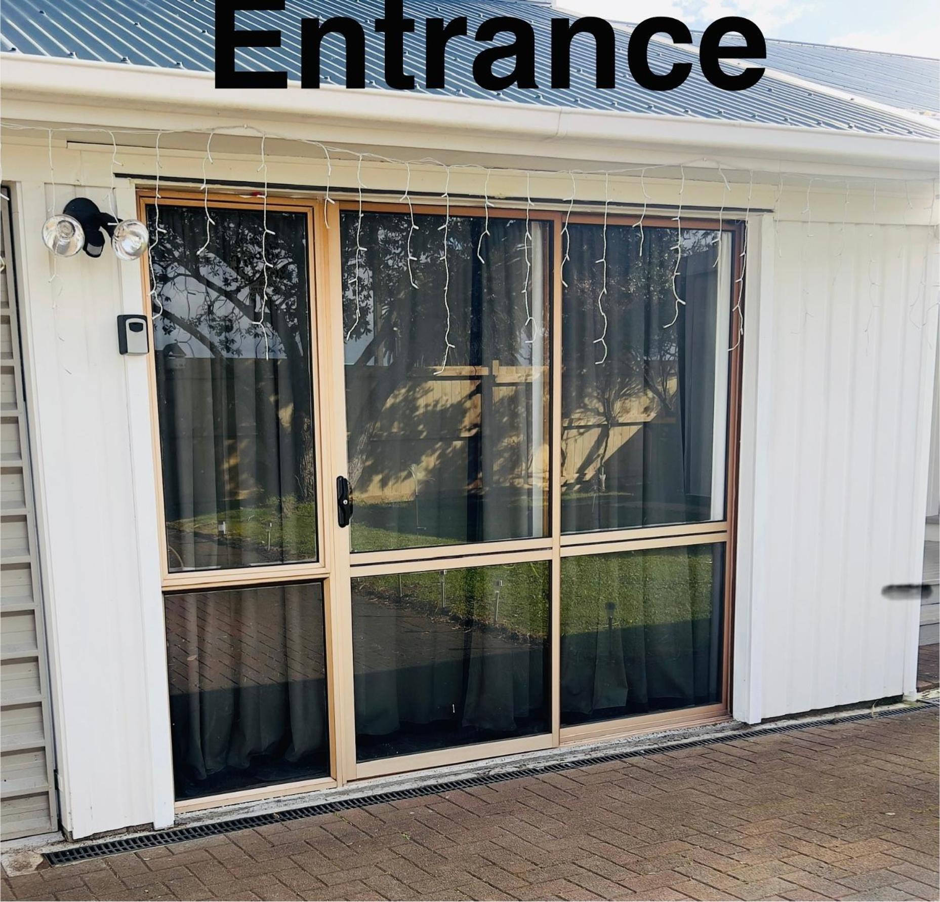 2 Bedroom Close To Airport